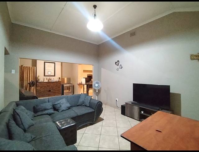 3 BEDROOM SEMI DETACHED TO LET IN BRAKPAN NORTH